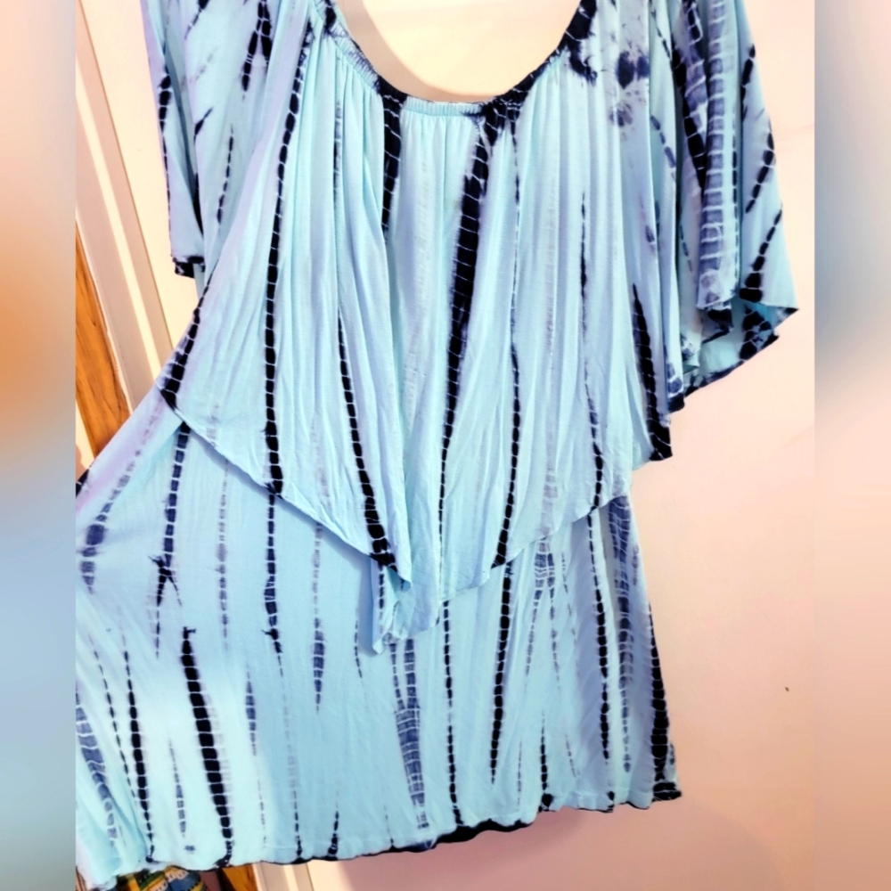 *All Tops: 5 for $25* Sky Blue Tie-Dye Blouse